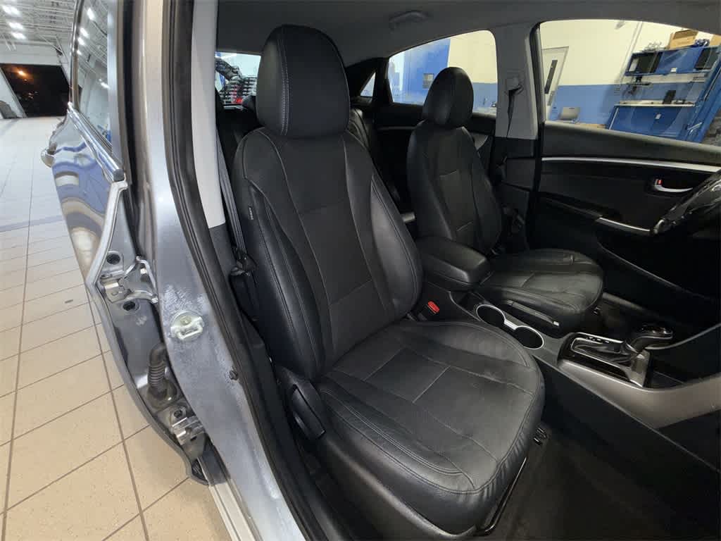 Thumbnail: 2014 Hyundai Elantra - 16