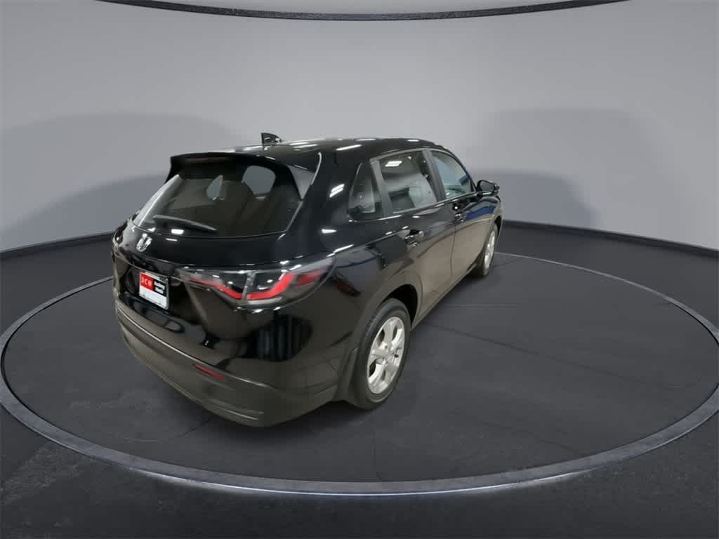 Thumbnail: 2023 Honda HR-V - 8