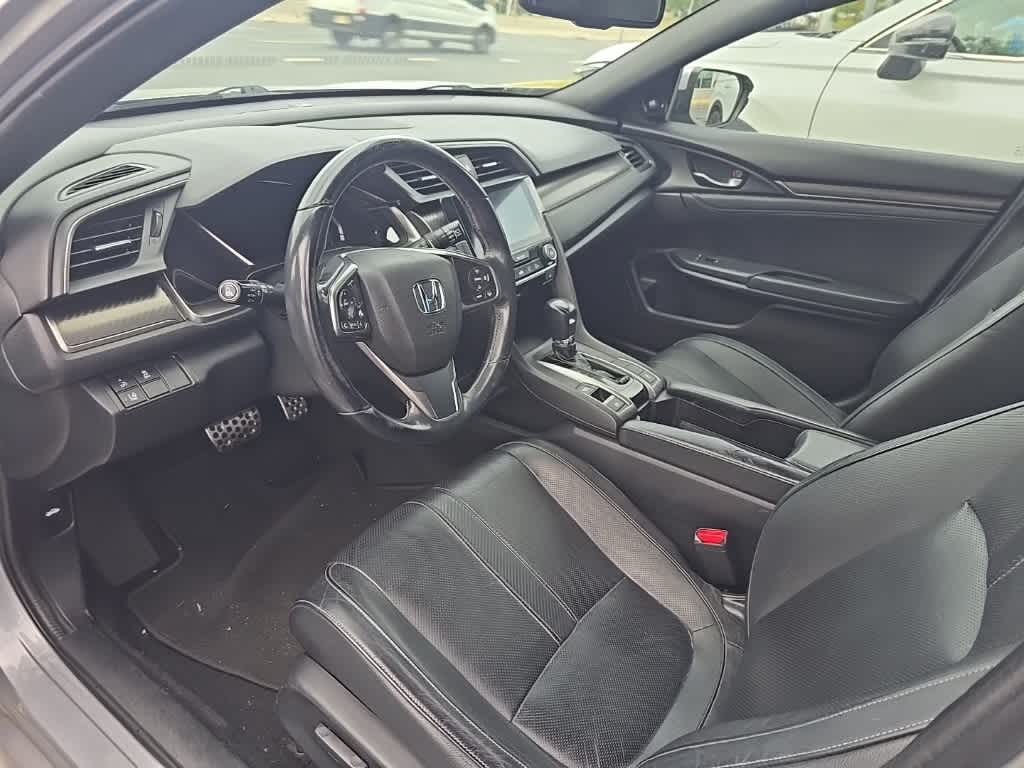 Thumbnail: 2017 Honda Civic - 16