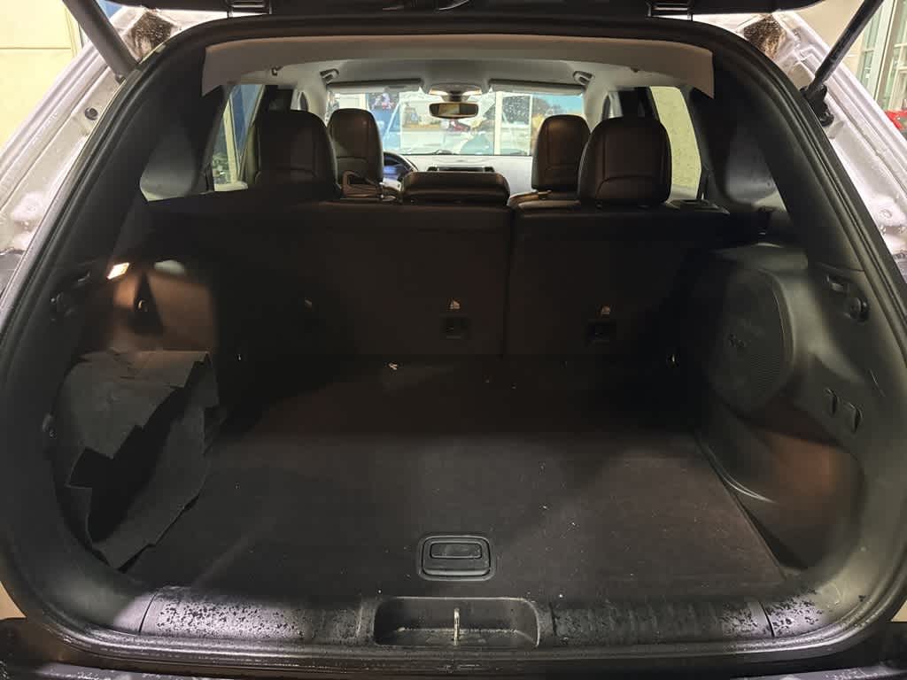 Thumbnail: 2020 Jeep Cherokee - 17