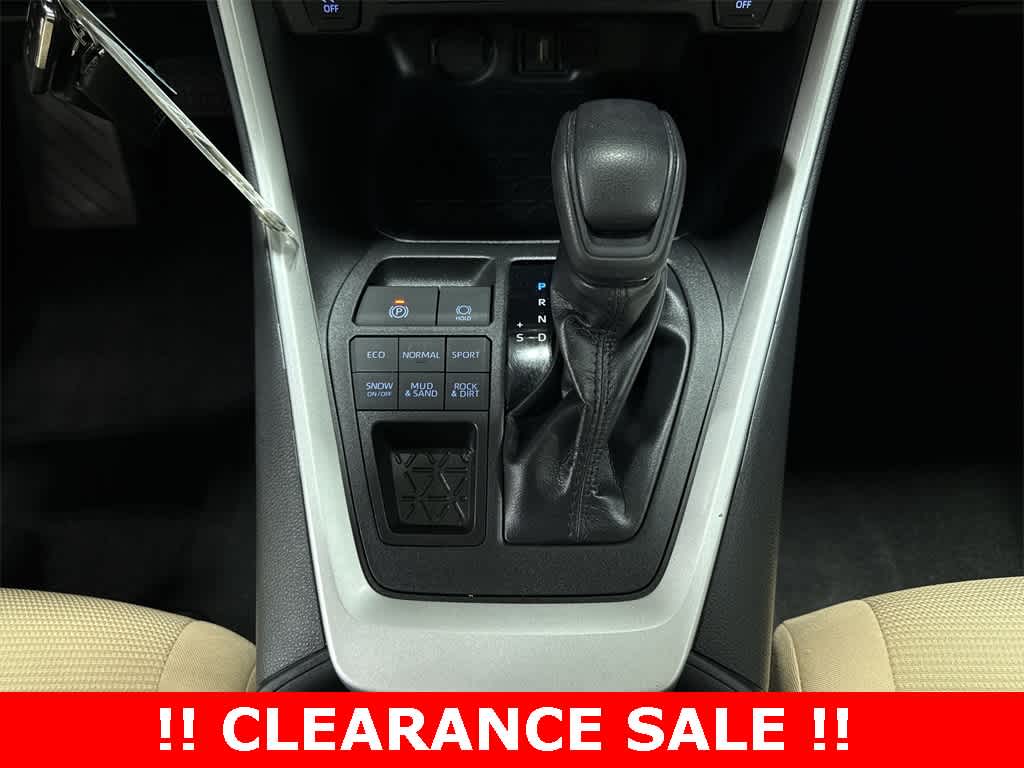 Thumbnail: 2020 Toyota RAV4 - 29