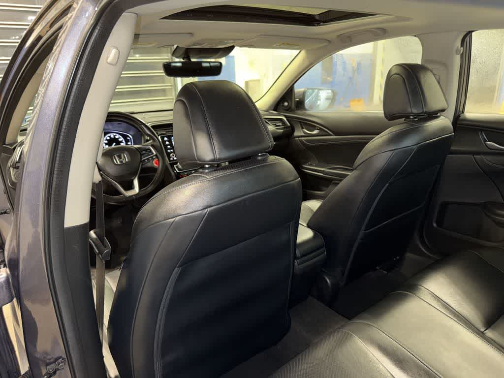 Thumbnail: 2020 Honda Insight - 30