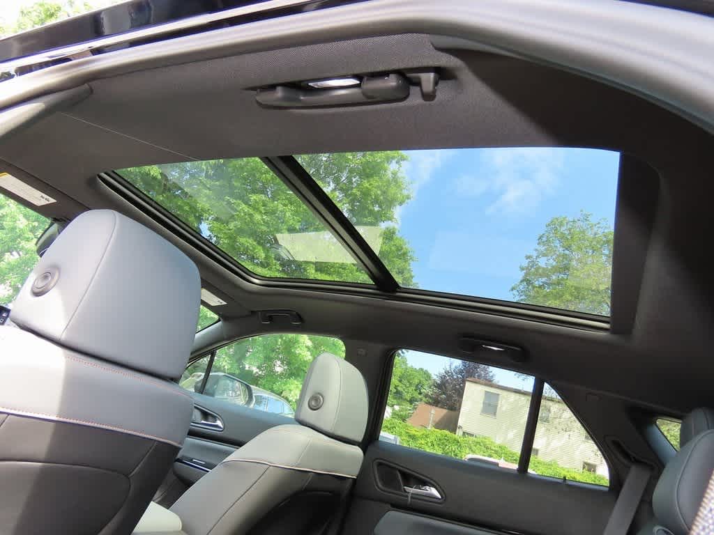 Thumbnail: 2026 Honda Prologue - 15