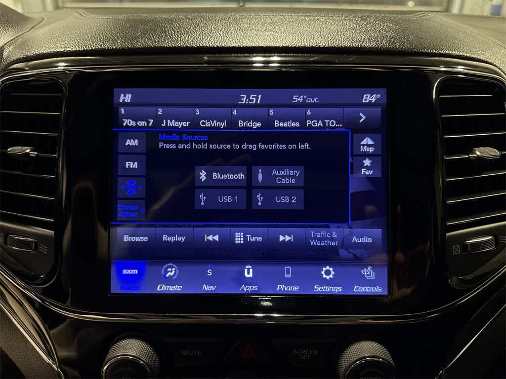 Thumbnail: 2019 Jeep Grand Cherokee - 21