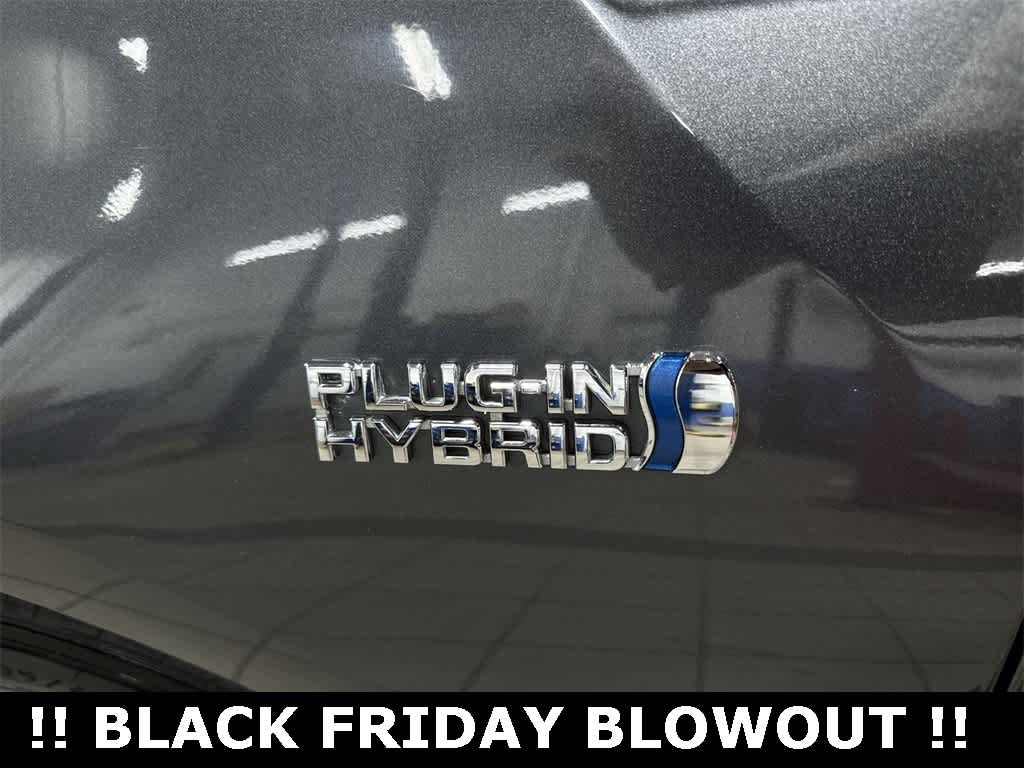 Thumbnail: 2017 Toyota Prius Prime - 25