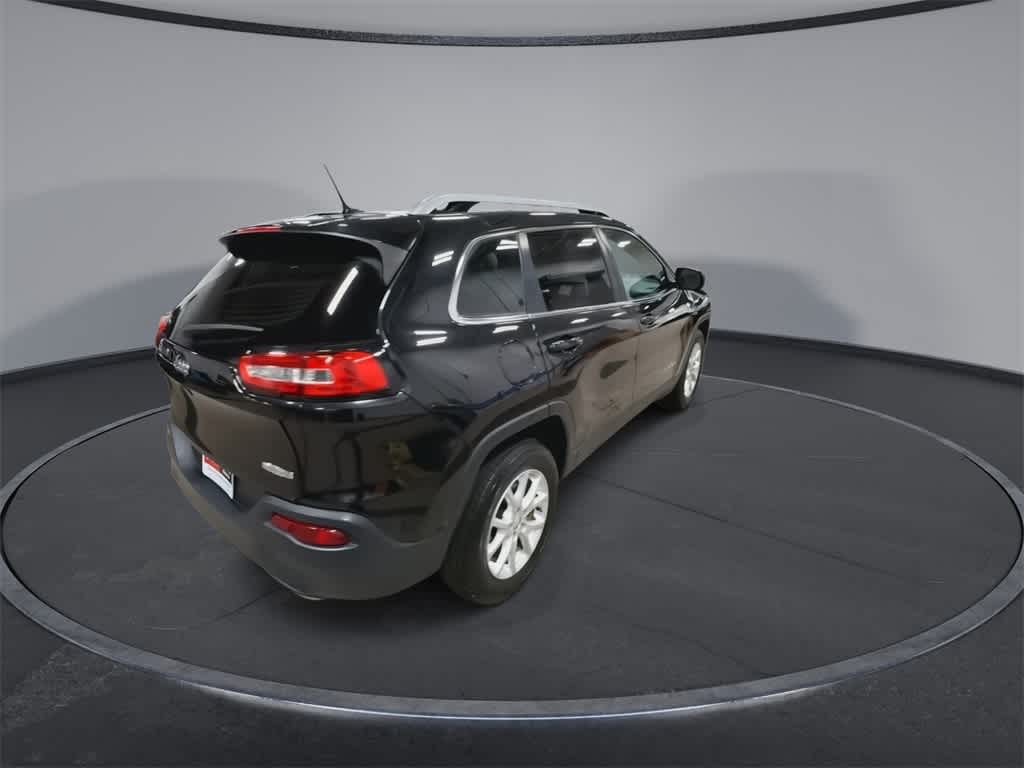 Thumbnail: 2015 Jeep Cherokee - 8
