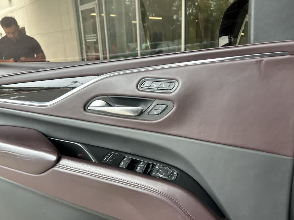 2022 Cadillac Escalade ESV Premium Luxury Platinum 24