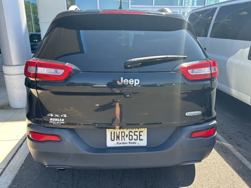 Thumbnail: 2016 Jeep Cherokee - 5