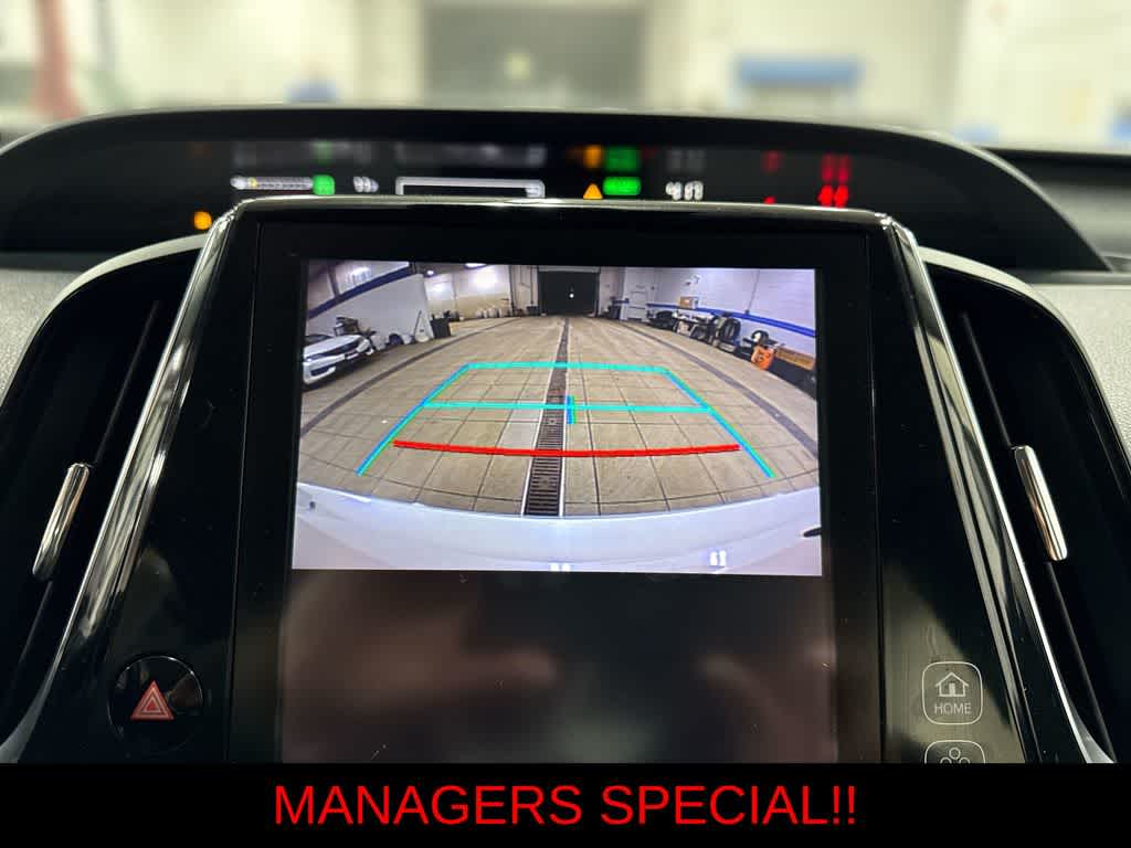 Thumbnail: 2018 Toyota Prius Prime - 25