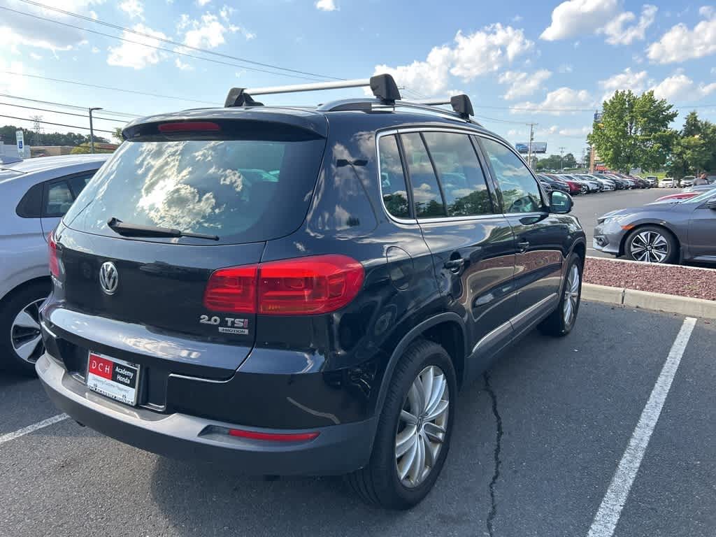 Thumbnail: 2014 Volkswagen Tiguan - 6