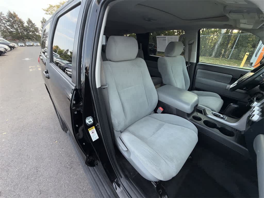 Thumbnail: 2017 Toyota Sequoia - 15