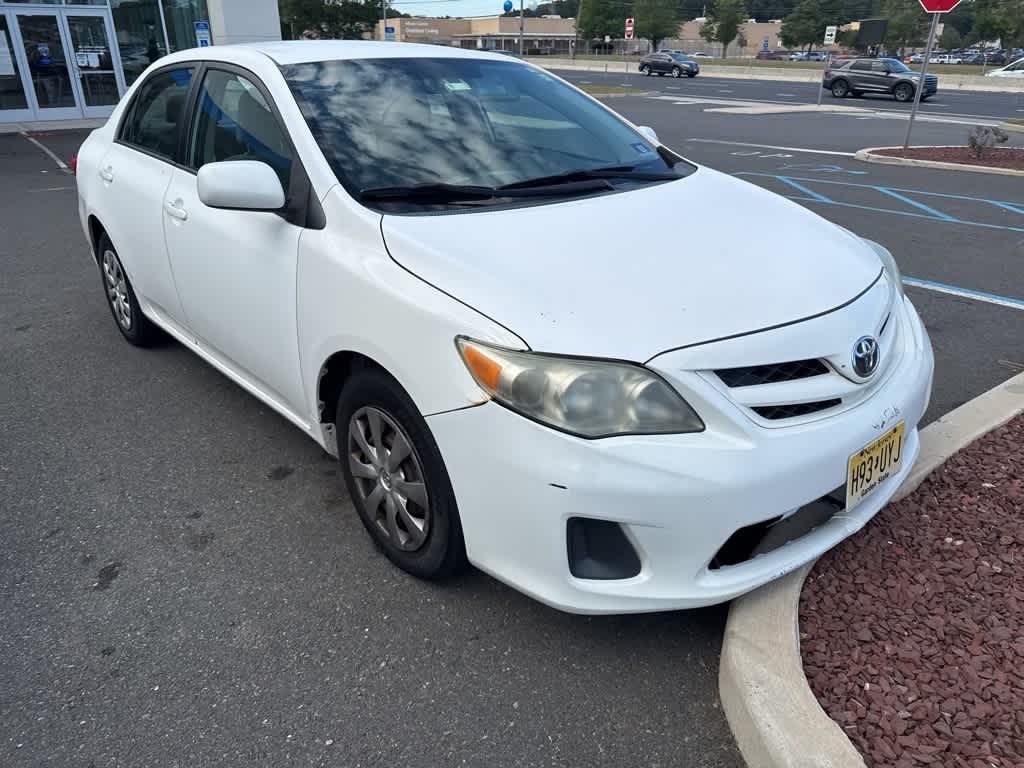 Thumbnail: 2011 Toyota Corolla - 3