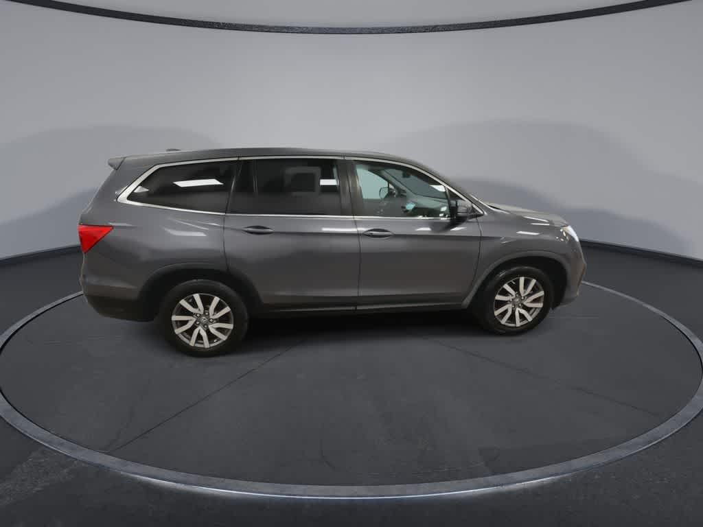 Thumbnail: 2019 Honda Pilot - 9