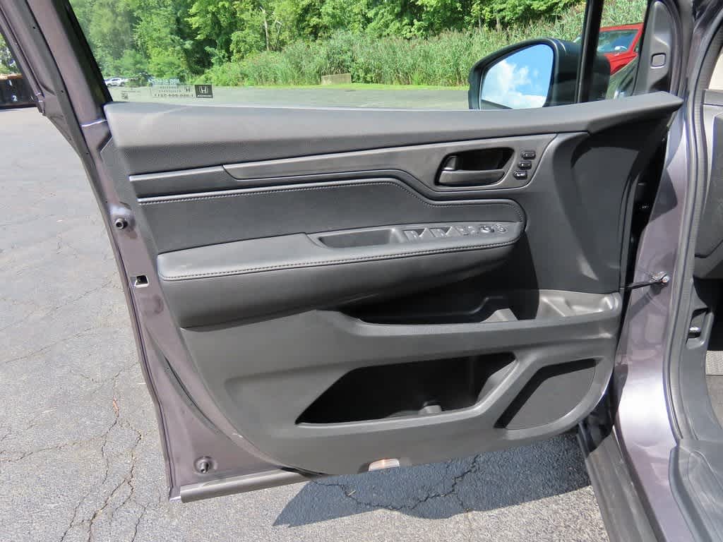 Thumbnail: 2026 Honda Odyssey - 16