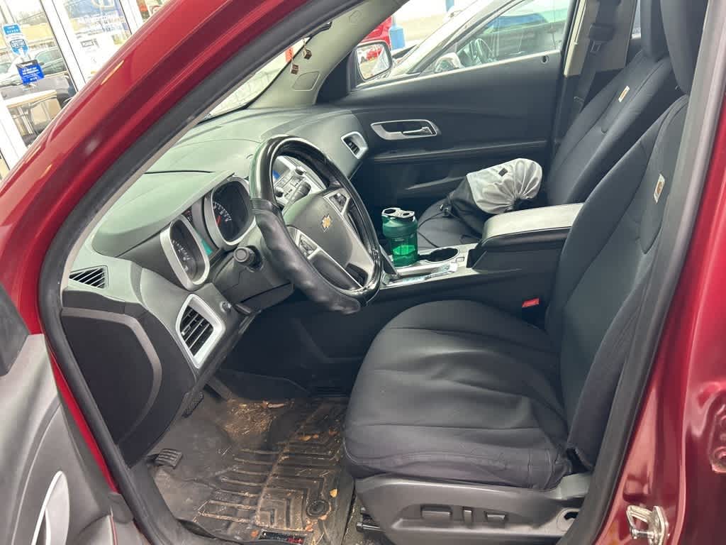 Thumbnail: 2011 Chevrolet Equinox - 11