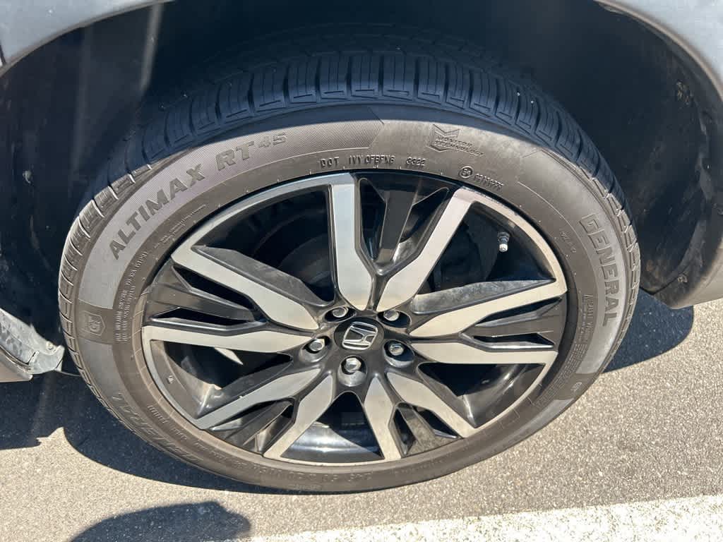 Thumbnail: 2020 Honda Pilot - 9