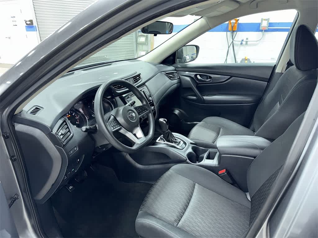 Thumbnail: 2018 Nissan Rogue - 27