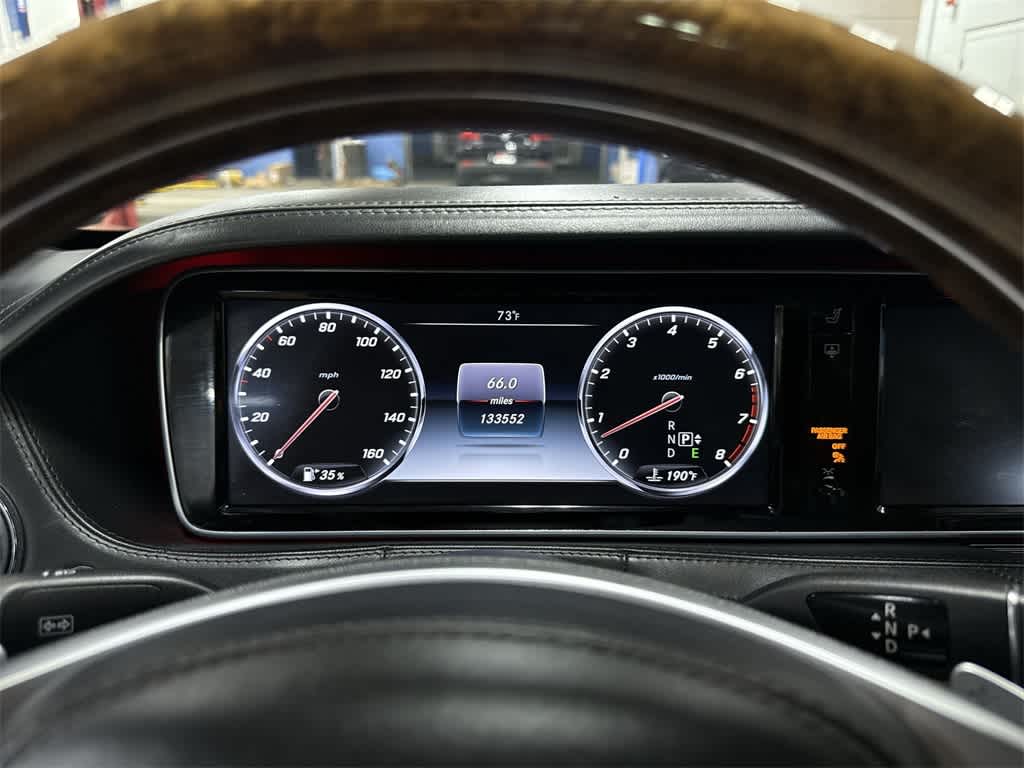 Thumbnail: 2015 Mercedes-Benz S-Class - 36