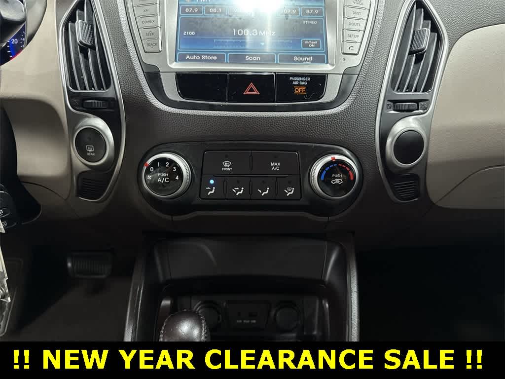 Thumbnail: 2011 Hyundai Tucson - 22