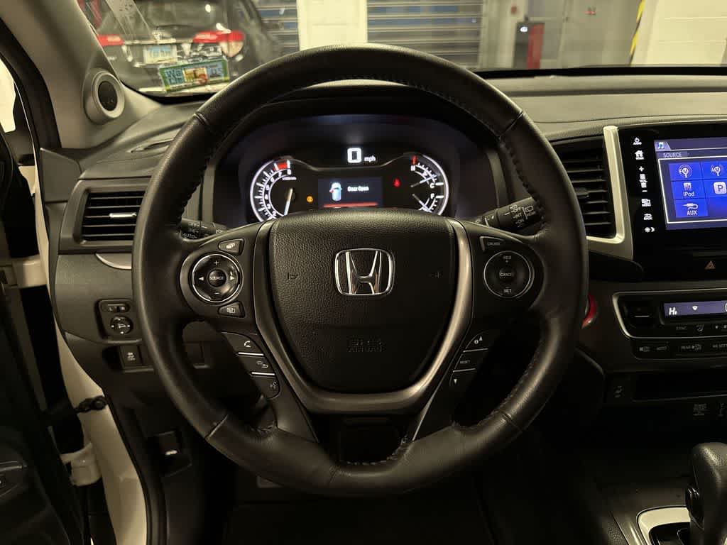 Thumbnail: 2018 Honda Pilot - 19