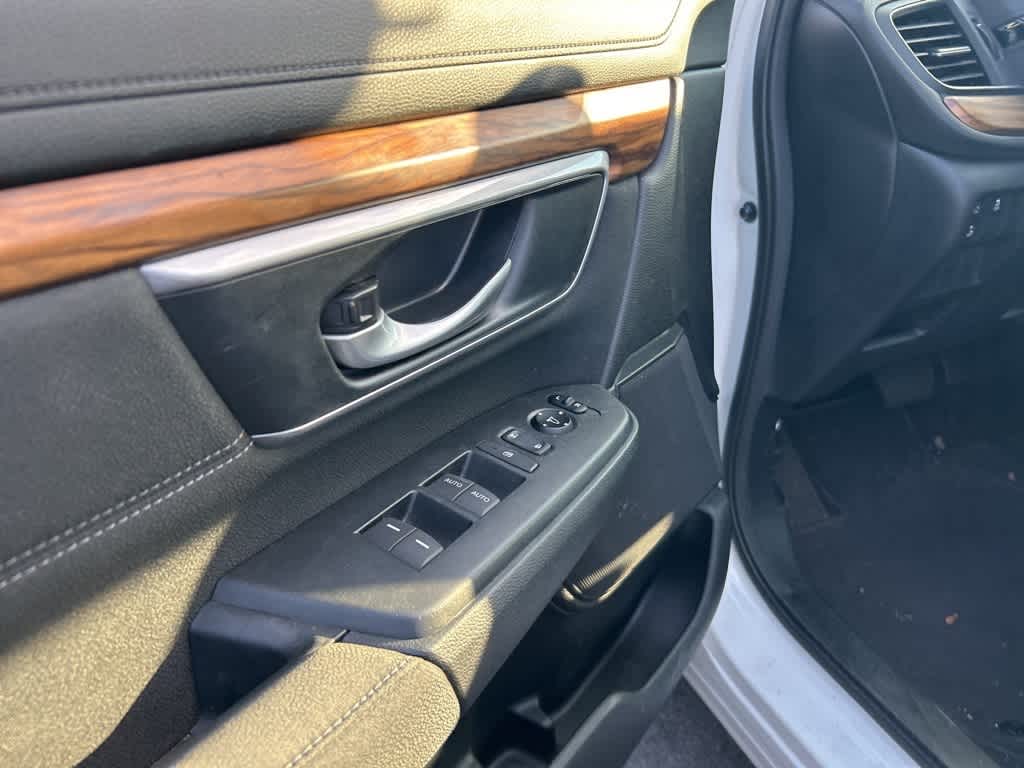 Thumbnail: 2017 Honda CR-V - 14
