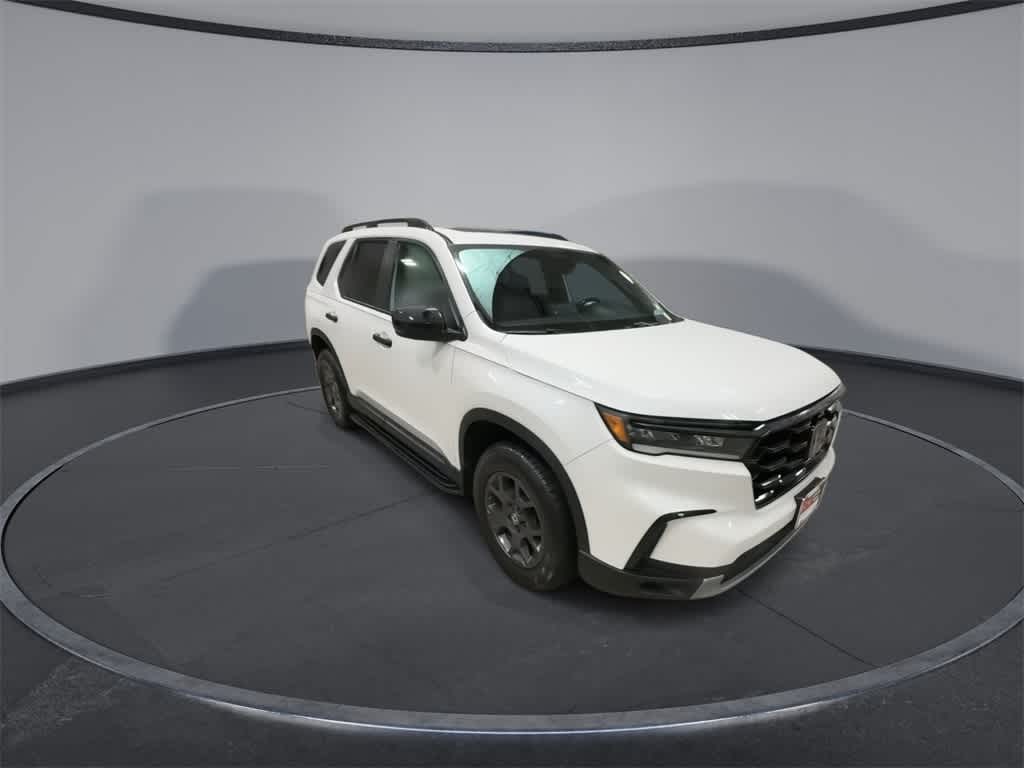 Thumbnail: 2023 Honda Pilot - 2
