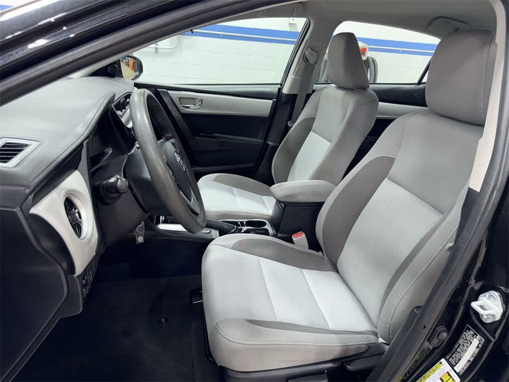 Thumbnail: 2018 Toyota Corolla - 15