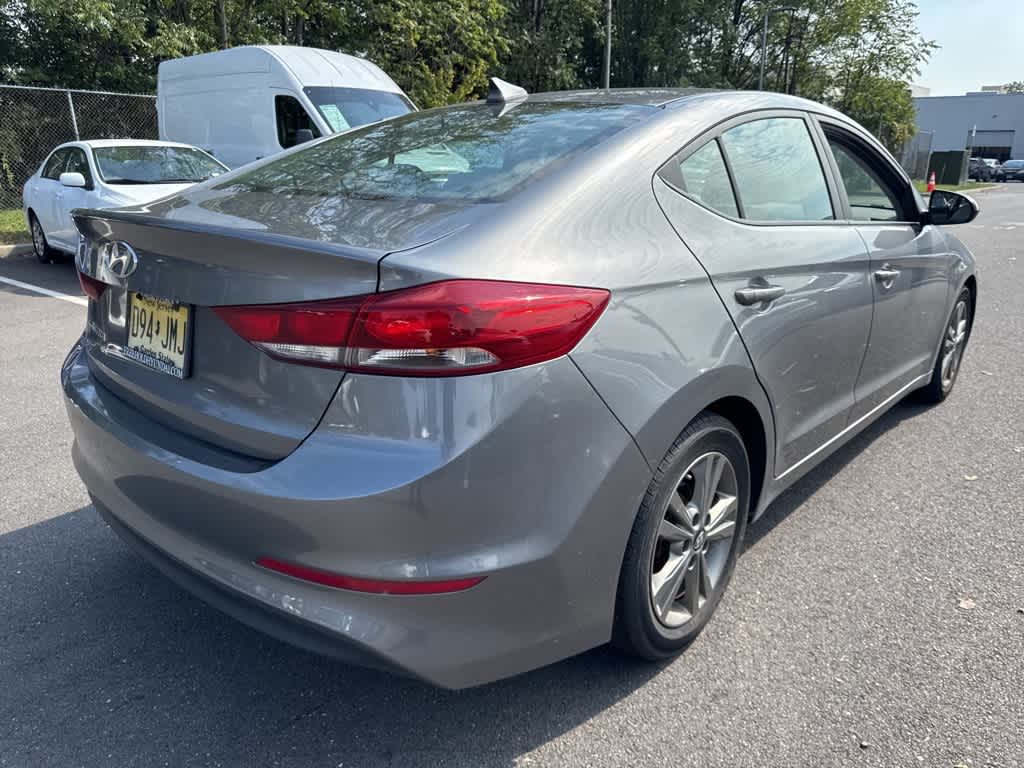 Thumbnail: 2018 Hyundai Elantra - 4