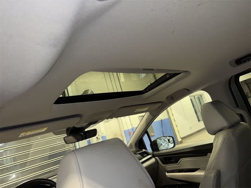 Thumbnail: 2022 Honda Odyssey - 25