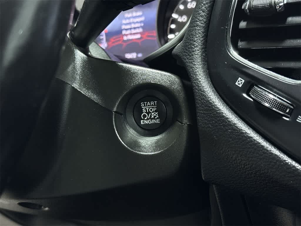 Thumbnail: 2020 Jeep Compass - 34