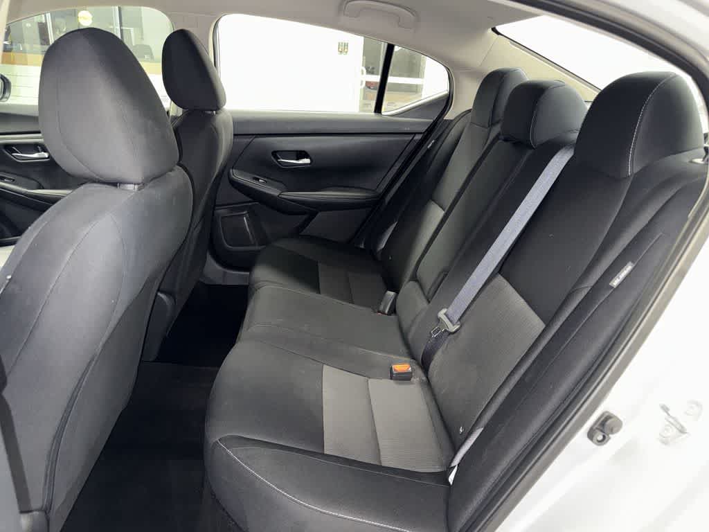 Thumbnail: 2021 Nissan Sentra - 17