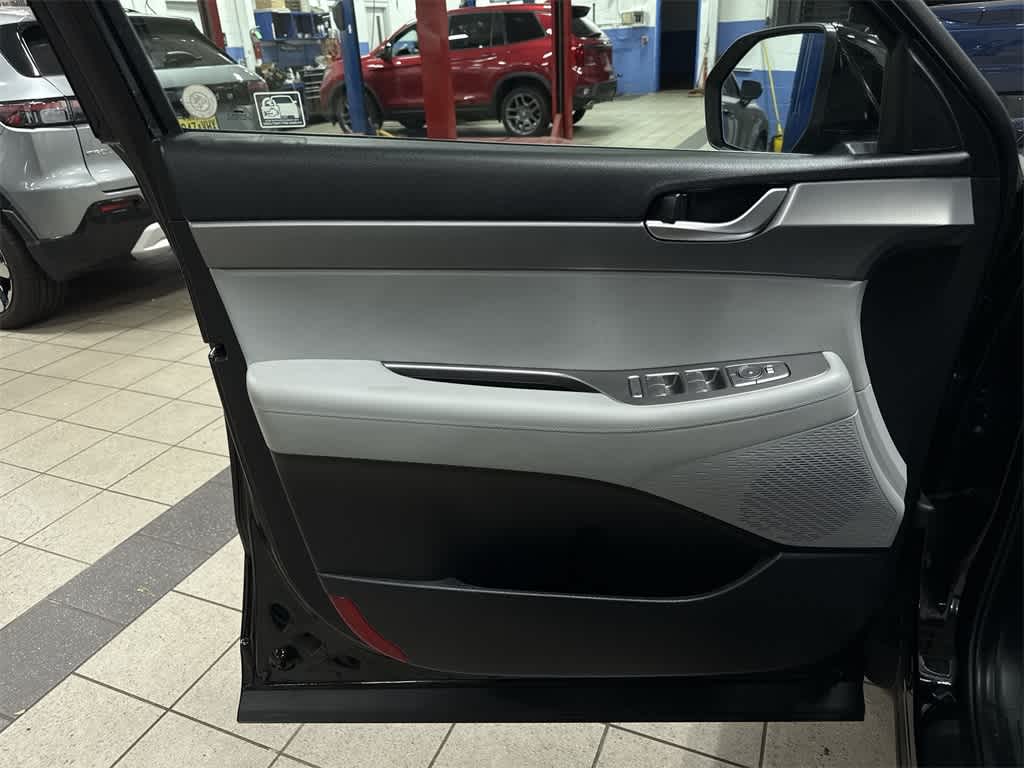 Thumbnail: 2020 Hyundai Palisade - 30