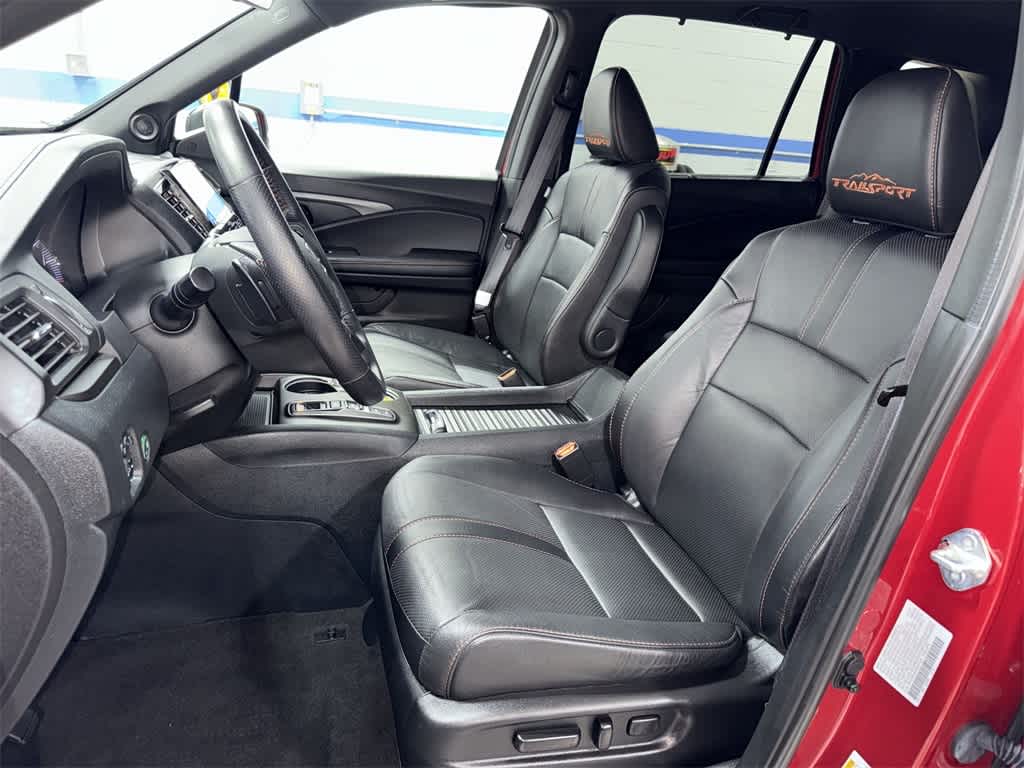 Thumbnail: 2023 Honda Passport - 15