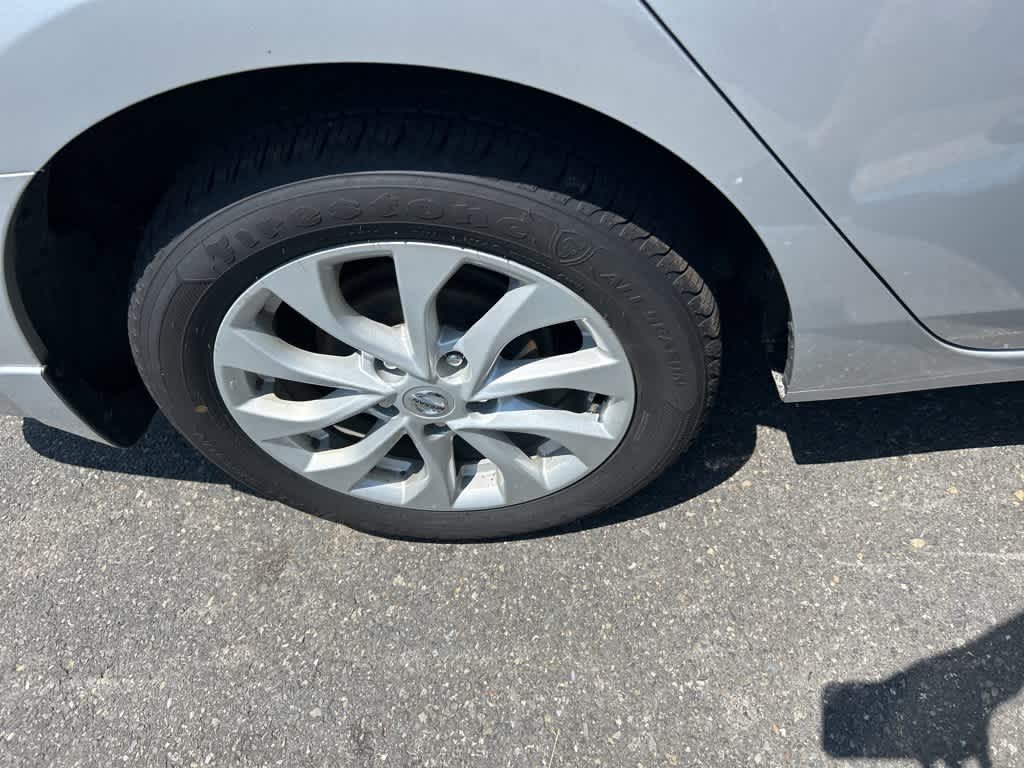 Thumbnail: 2019 Nissan Sentra - 5