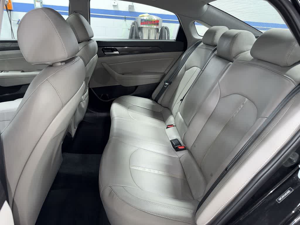 Thumbnail: 2018 Hyundai Sonata - 16