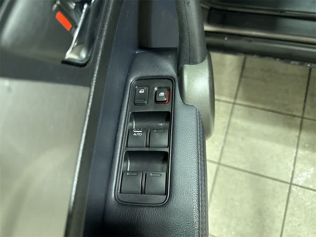 2011 Honda CR-V EX-L 22