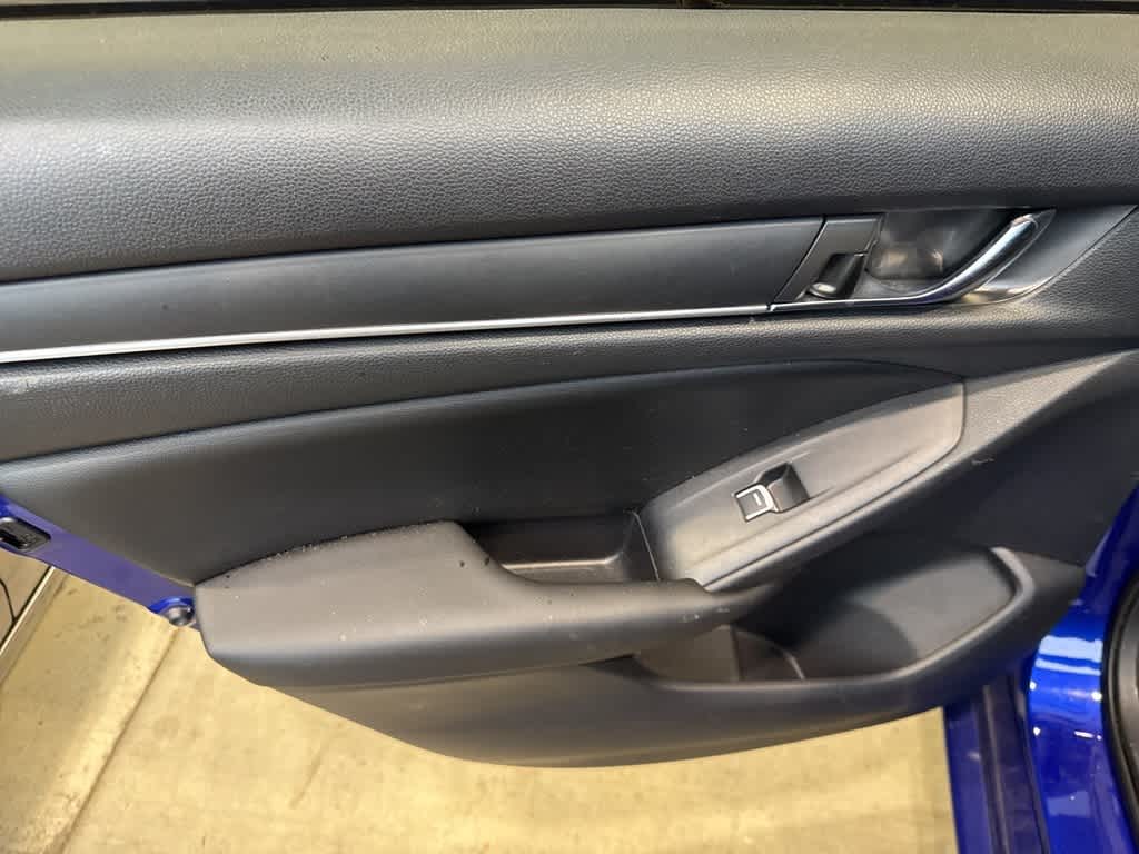 Thumbnail: 2019 Honda Accord - 17