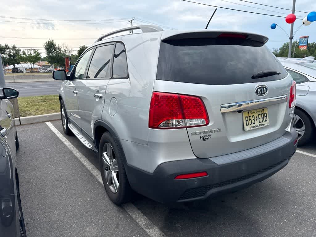 Thumbnail: 2012 Kia Sorento - 2