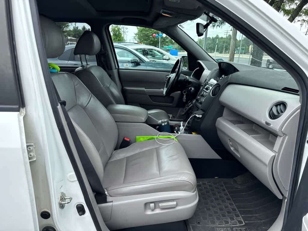 Thumbnail: 2014 Honda Pilot - 15