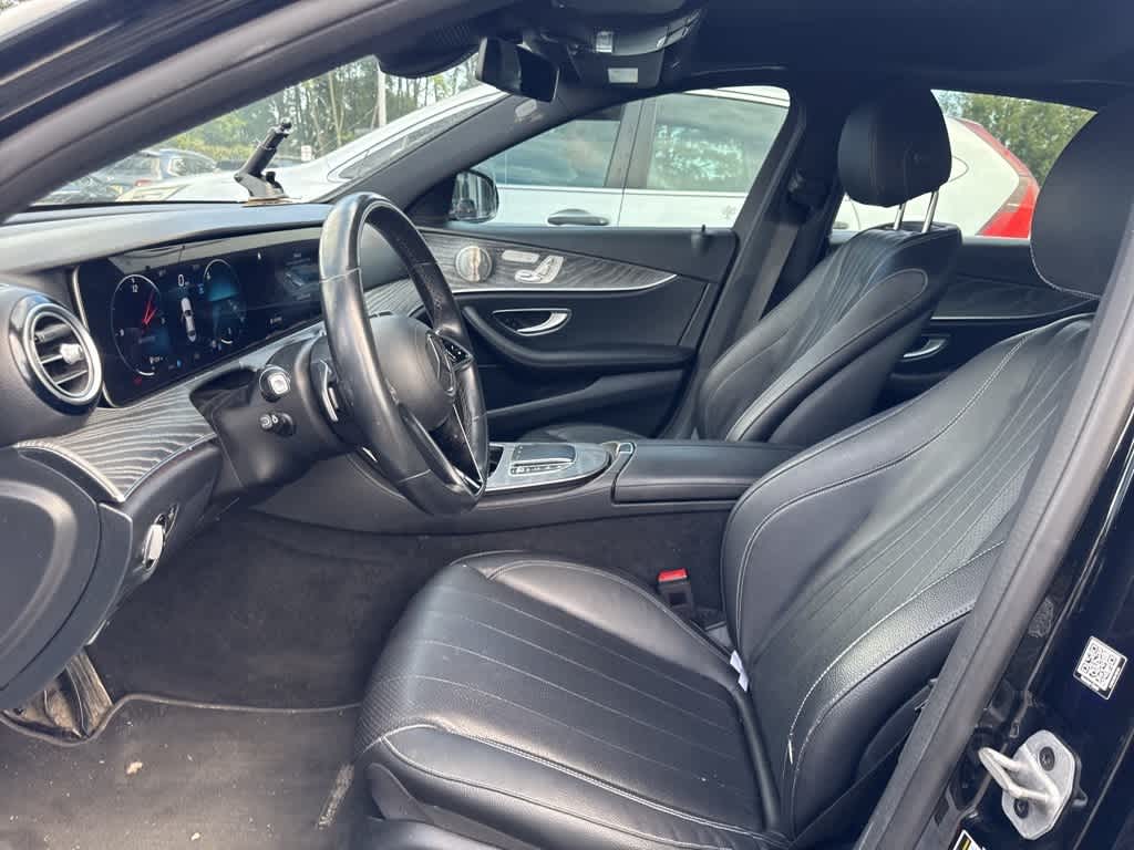 Thumbnail: 2021 Mercedes-Benz E-Class - 8