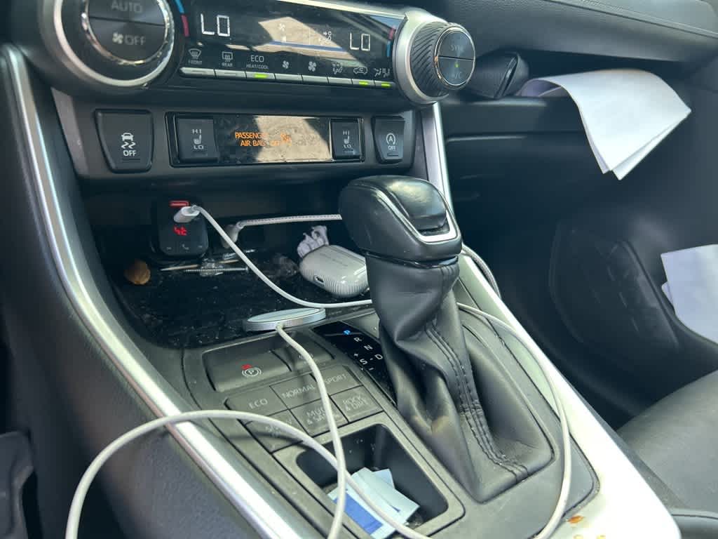 Thumbnail: 2021 Toyota RAV4 - 7