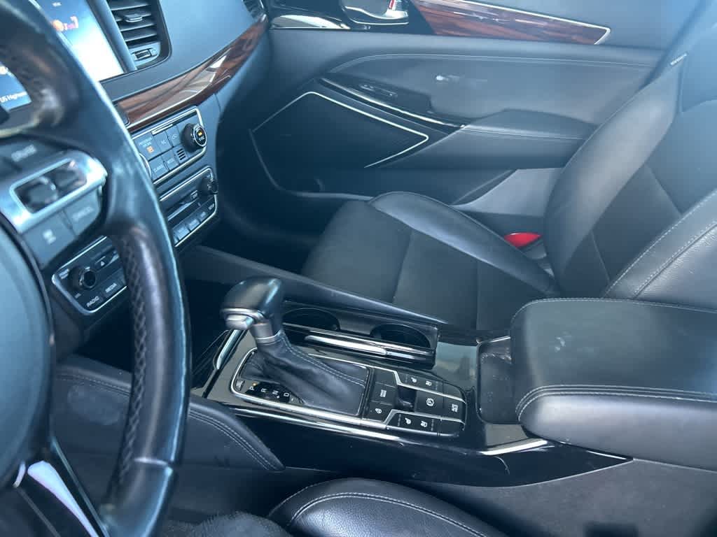 Thumbnail: 2018 Kia Cadenza - 16