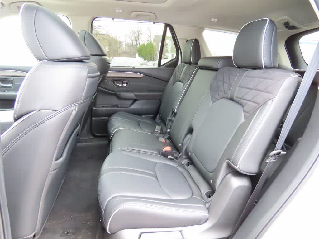 Thumbnail: 2026 Honda Pilot - 15