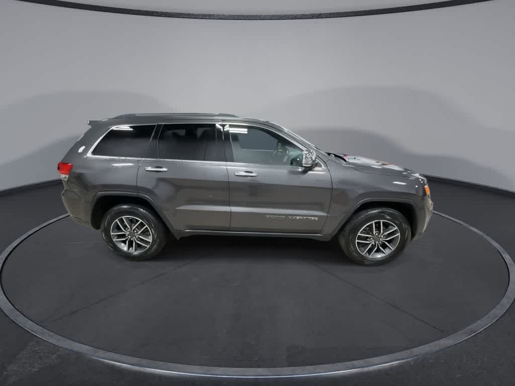 Thumbnail: 2019 Jeep Grand Cherokee - 9