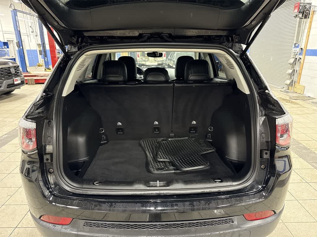 Thumbnail: 2020 Jeep Compass - 11