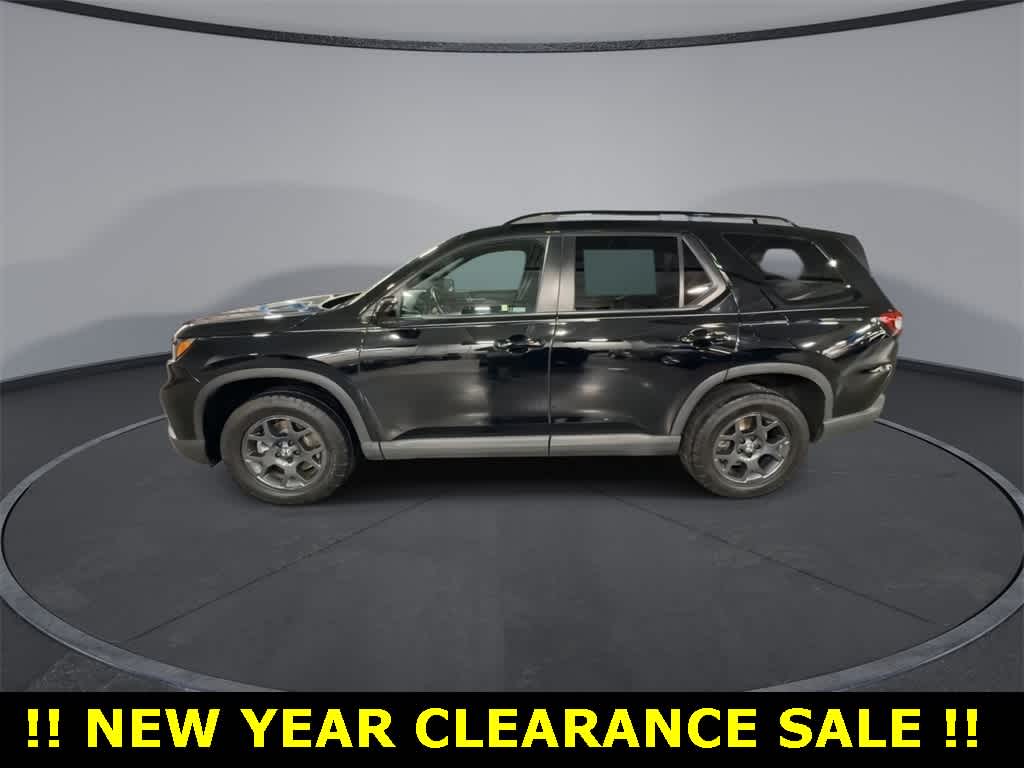 Thumbnail: 2023 Honda Pilot - 5