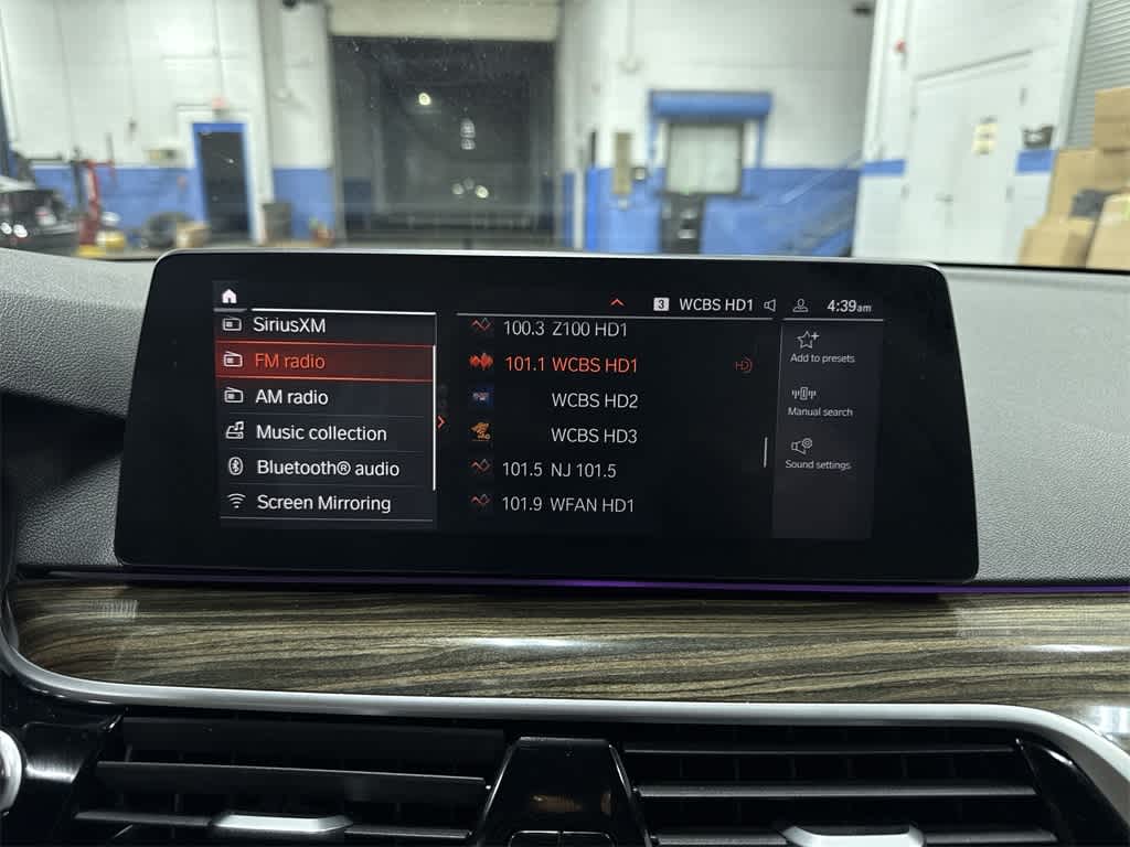 Thumbnail: 2020 BMW 5 Series - 21