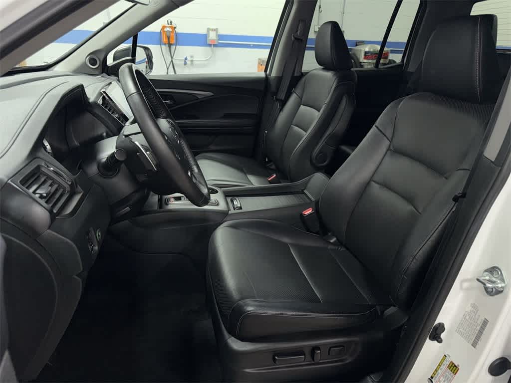 Thumbnail: 2023 Honda Ridgeline - 15