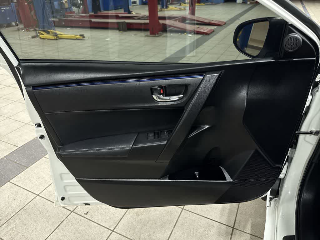 Thumbnail: 2019 Toyota Corolla - 28