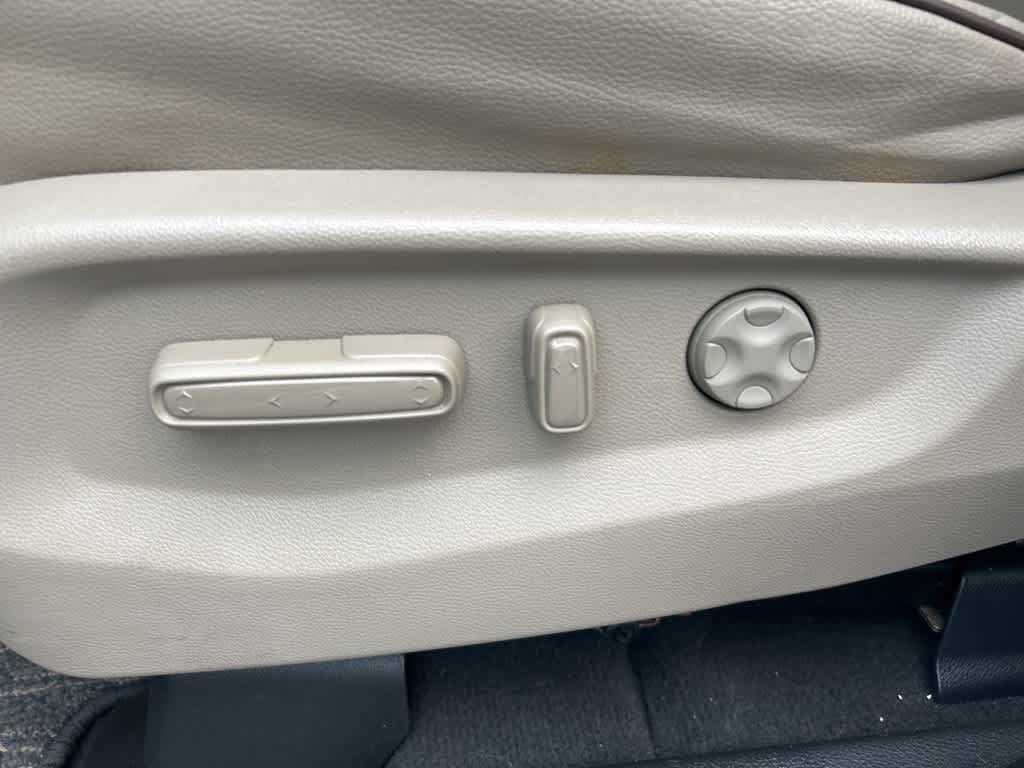 Thumbnail: 2023 Honda Odyssey - 15